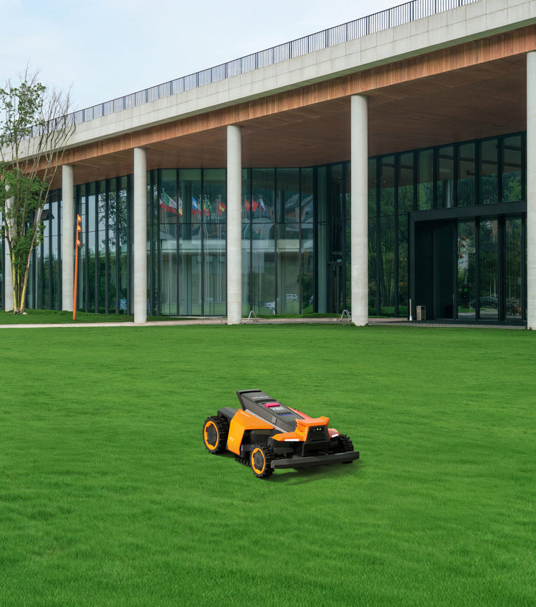 Navimow i110N robot lawn mower