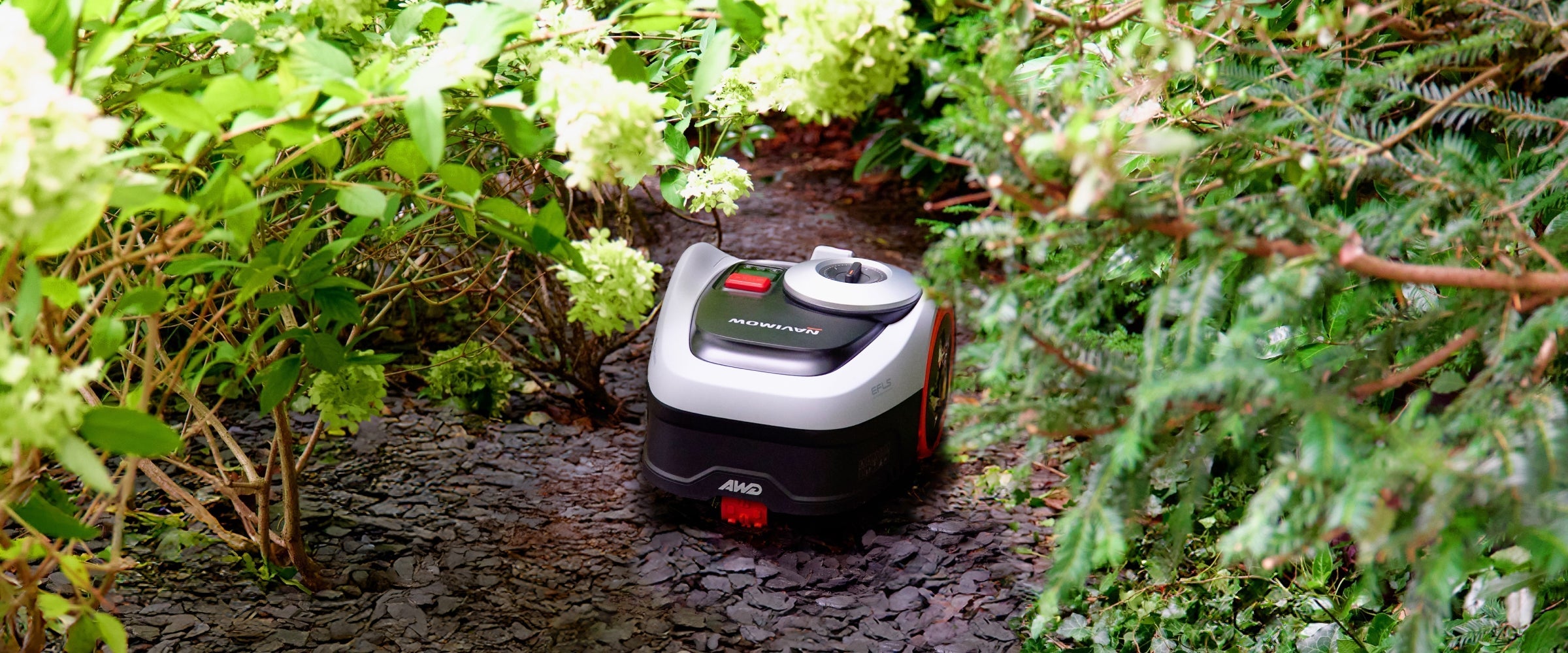 Navimow i105E robot lawn mower.
